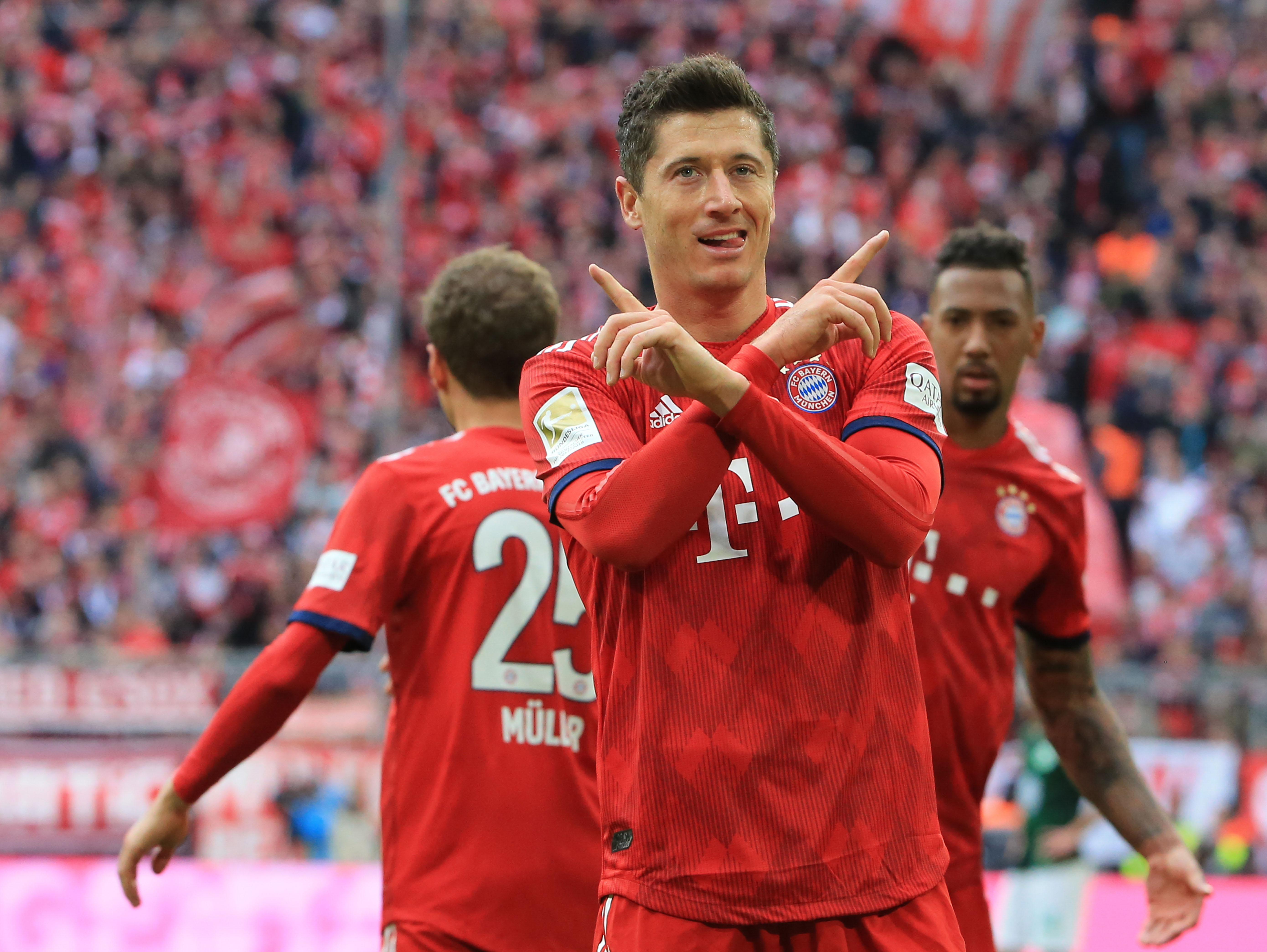 中甲战报：丹克莱尔1射1传，石家庄功夫2-2战平大连鲲城（中甲战报：丹克莱尔传射建功，石家庄功夫2-2与大连鲲城言和）