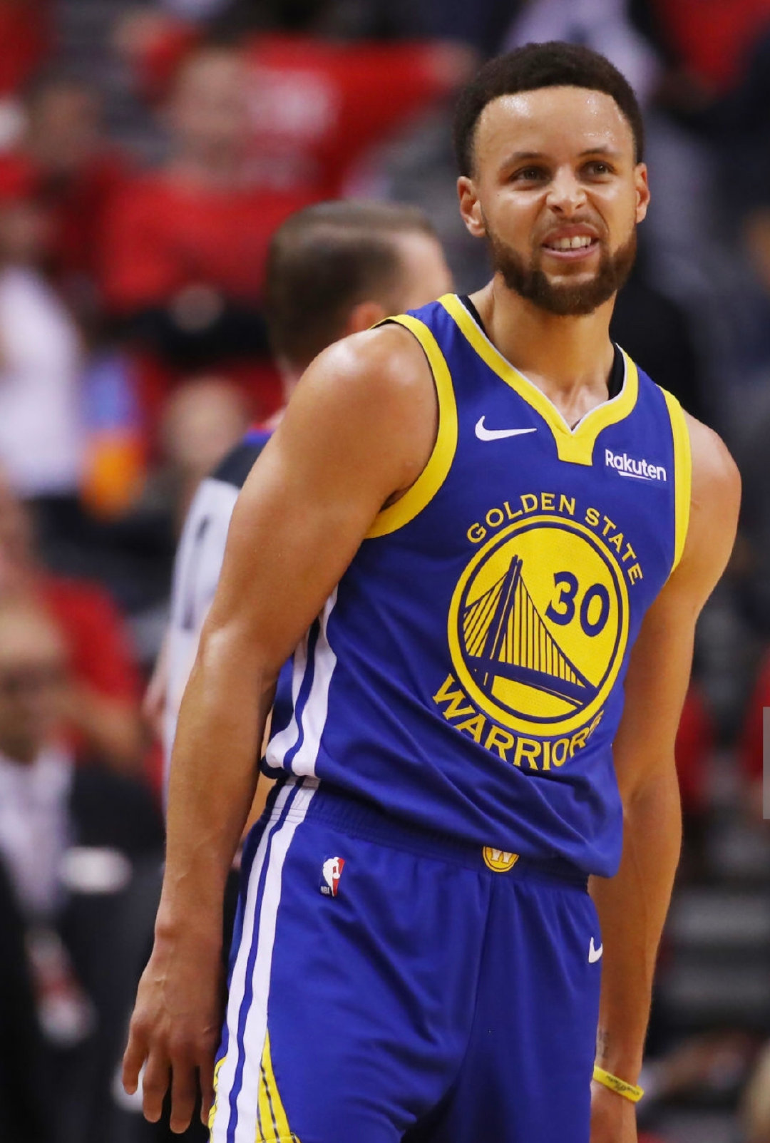 巴克利点评湖人防守痼疾，提醒火箭需补强控卫（巴克利直指湖人防守短板，建议火箭补强控球后卫）