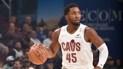 每体：预计拉菲尼亚周二就能随全队合练；霍安下场有可能首发（每体：拉菲尼亚有望周二随队合练，霍安下轮或首发）