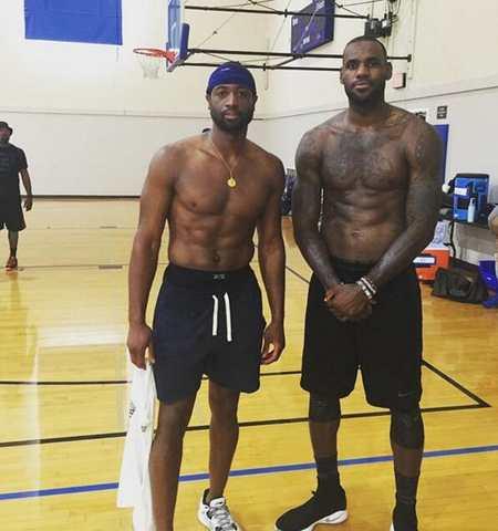 葡媒批评C罗：C罗应该为他的行为道歉，并对此感到羞愧（葡媒指责C罗：应为失当行为道歉并深感羞愧）