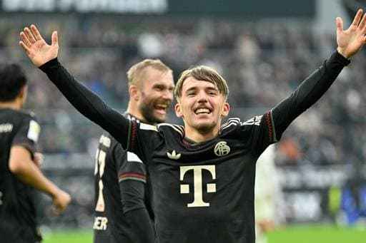 FIFA发布的世界杯赛程以美东时间计算，比北京时间慢12小时（FIFA世界杯赛程按美东时间公布，较北京时间滞后12小时）
